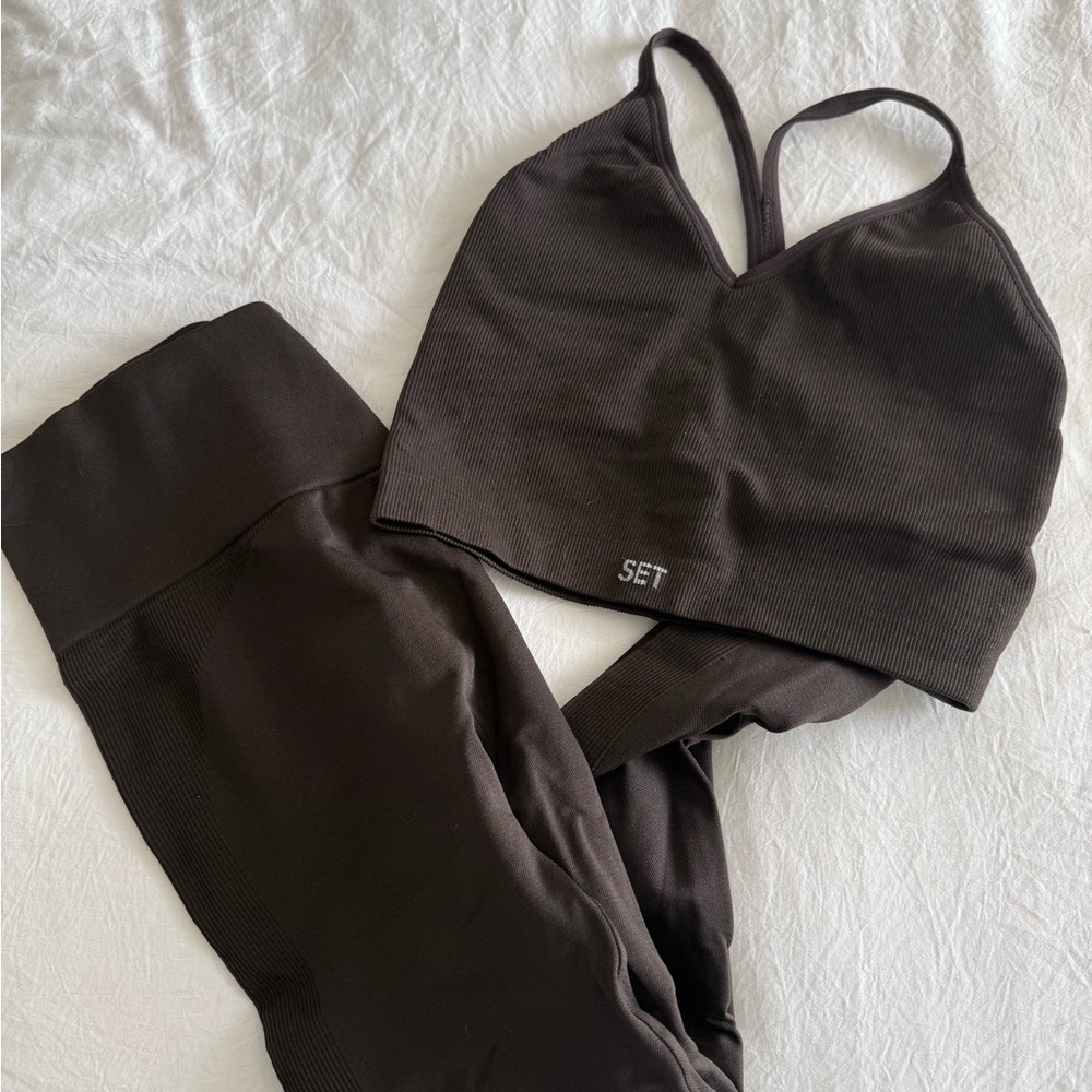 SET Active Chocolate Ribbed Set